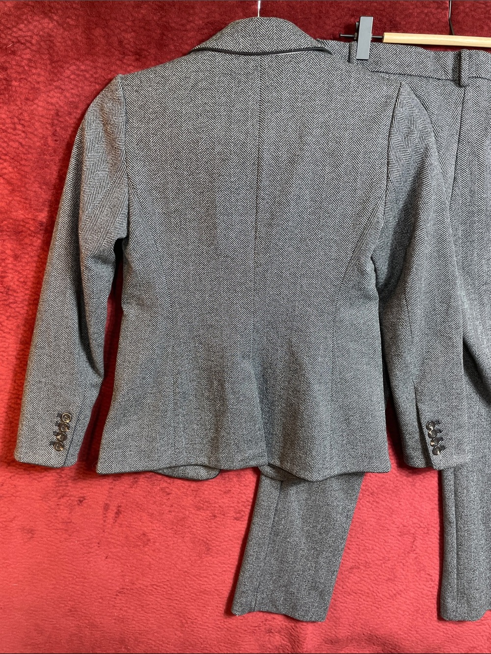 Ann Taylor Petites Herringbone Classic Gray & White Blazer & Pant Suit, 4P, 00P - Picture 2 of 12